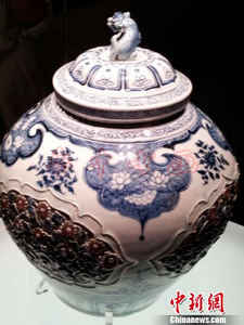 元代青花釉里红盖罐极品亮相河北世界仅4件(图)