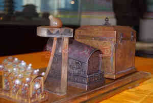 千年陶棺内发现舍利