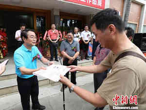 漓江画派首期高研班结业黄格胜称倾尽全力(图)