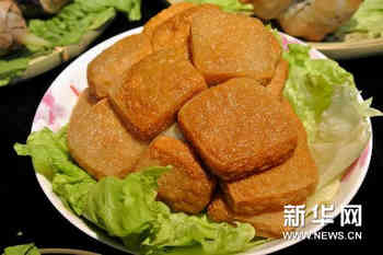 （晚报）（1）文创会上的&ldquo;奇石宴&rdquo;