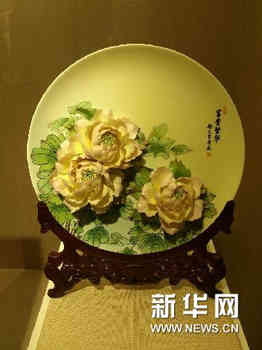 （晚报）（1）海峡两岸陶瓷展郑州开展