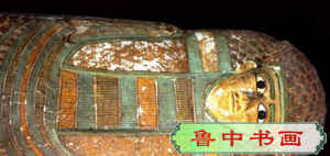 埃及出土3600年前精美雕像 其中有木乃伊