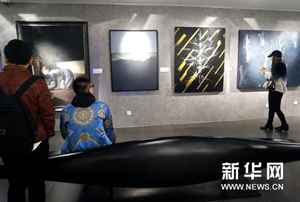 （晚报）（2）全国著名美术院校青年艺术家作品展在上海举行